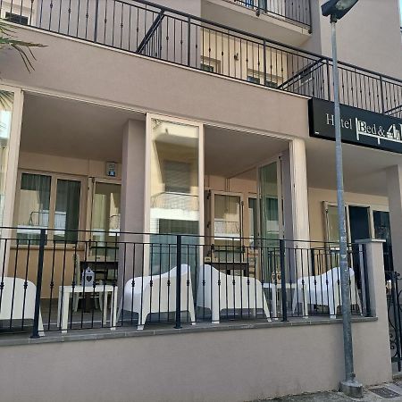 Hotel Bed & Book Ρίμινι Εξωτερικό φωτογραφία