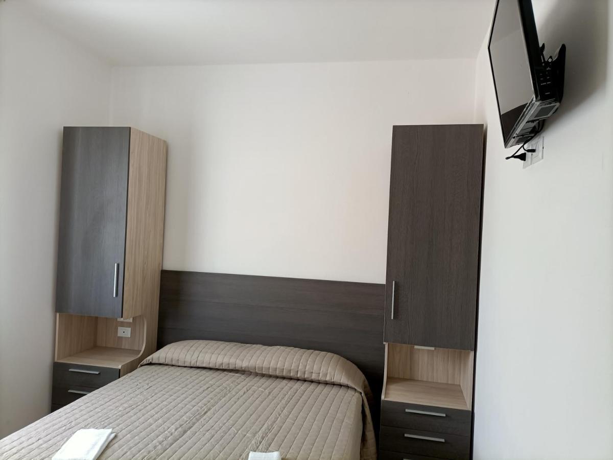 Hotel Bed & Book Ρίμινι Εξωτερικό φωτογραφία
