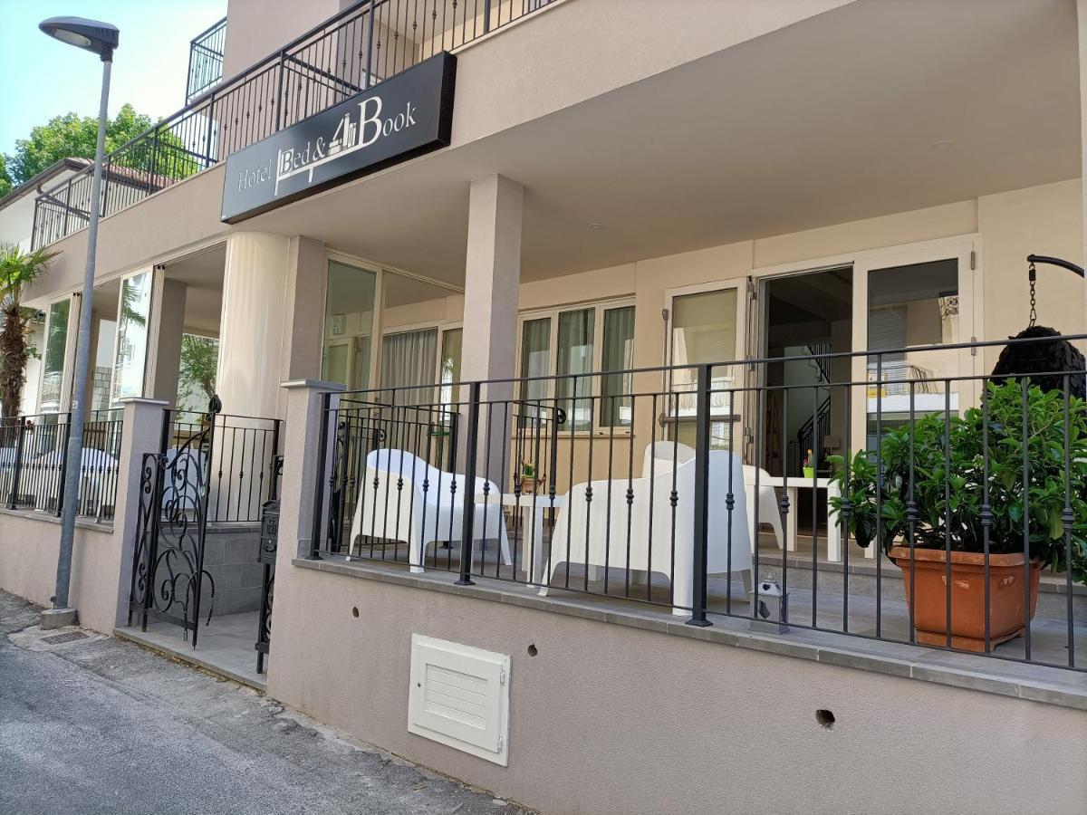 Hotel Bed & Book Ρίμινι Εξωτερικό φωτογραφία